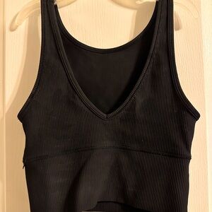 LULULEMON REVERSIBLE CROP V NECK TEE